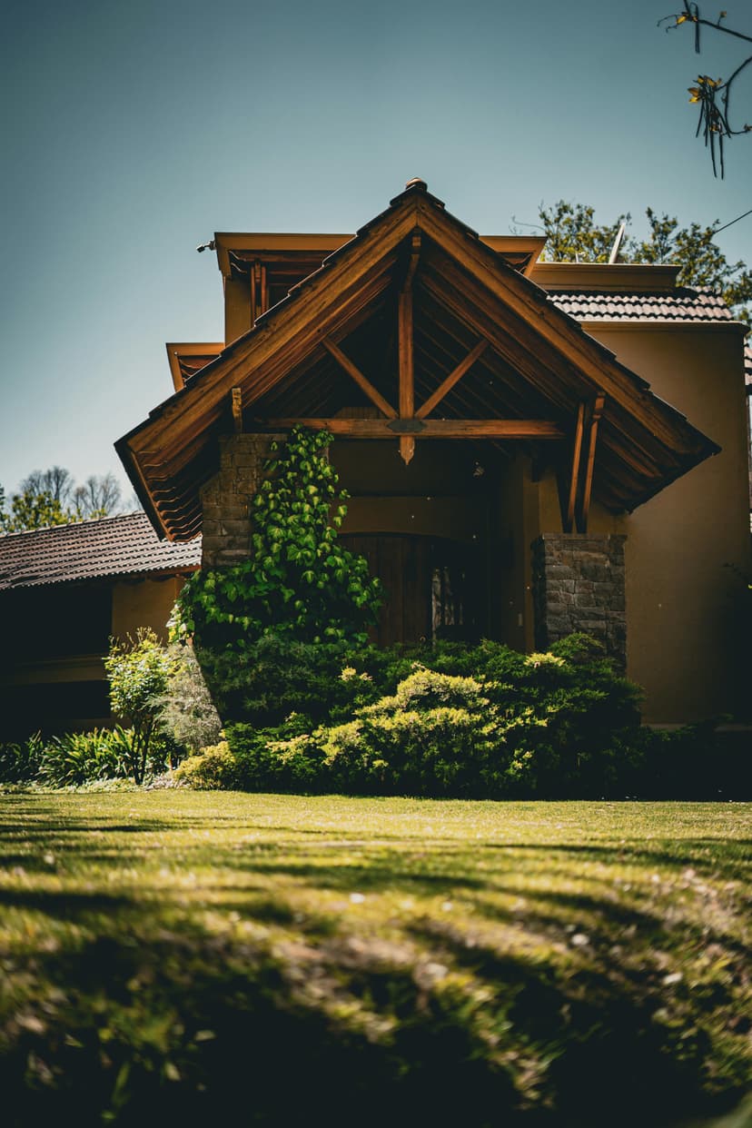 Precio de techo por metro cuadrado en Argentina - calculadora gratuita de costo de materiales para chapas, tejas y membranas
