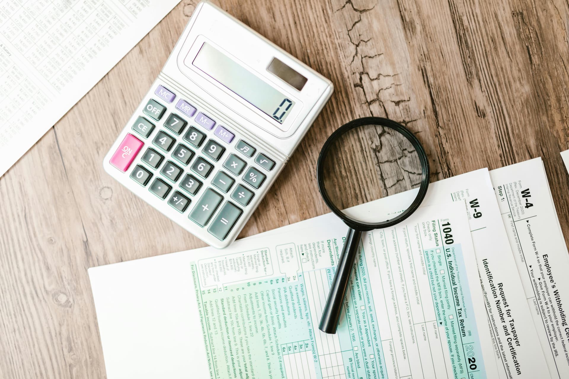 Calculadora de Bienes Personales Argentina 2025 — Calculá cuánto pagás de impuesto con escalas ARCA, exención casa-habitación, REIBP, criptomonedas y bienes en el exterior. Herramienta gratuita de Servidos.