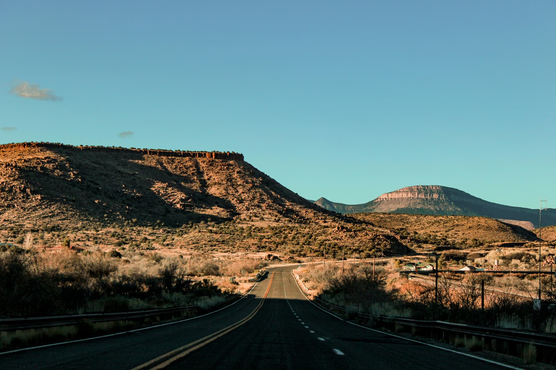 Calculadora Road Trip USA - Servidos.ar Calculadora de costo de viaje por carretera en Estados Unidos - calcula gasolina, peajes y distancia en USD y pesos argentinos