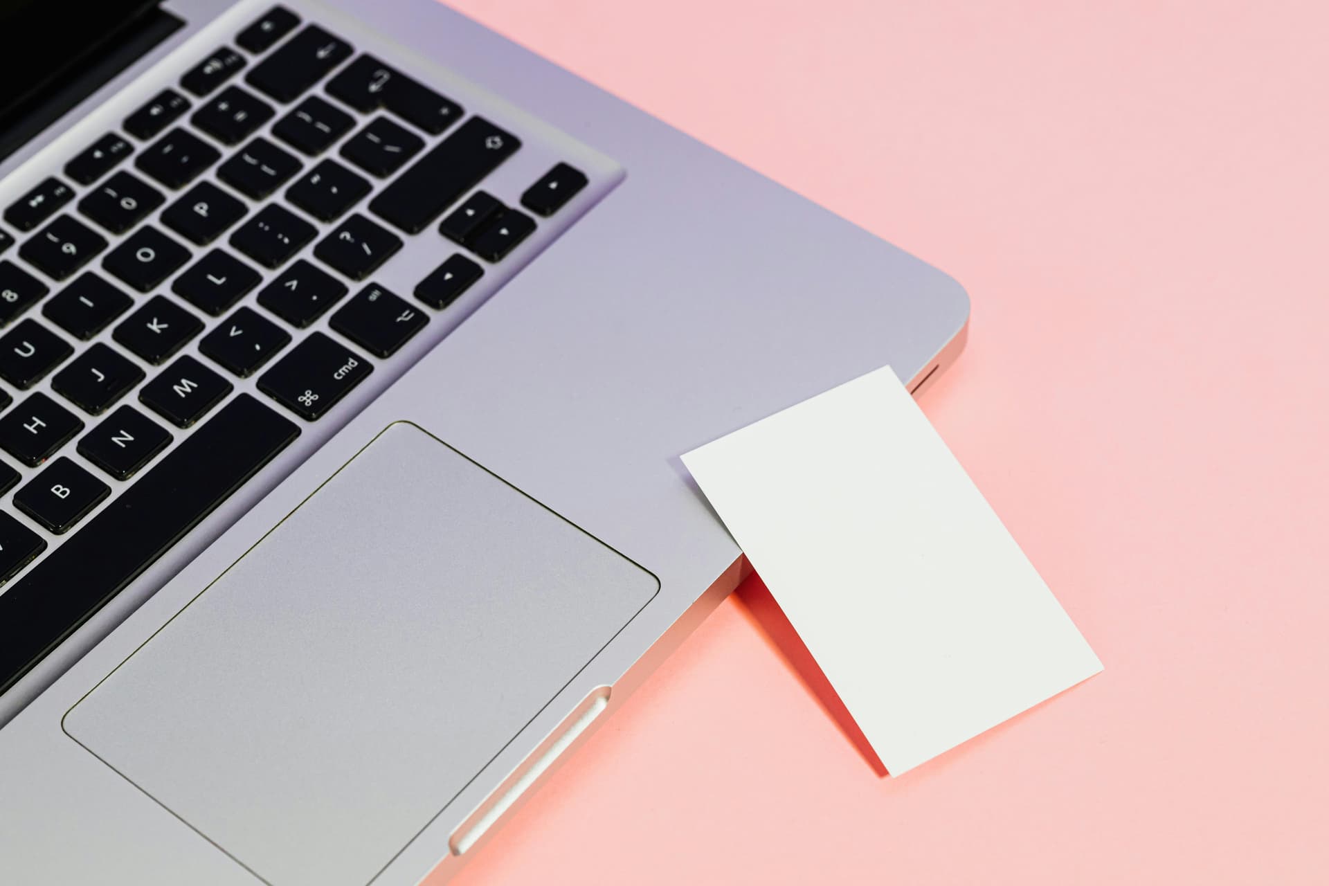 Generador gratuito de tarjetas personales online - Crea y descarga tu tarjeta de presentación profesional en PDF listo para imprimir